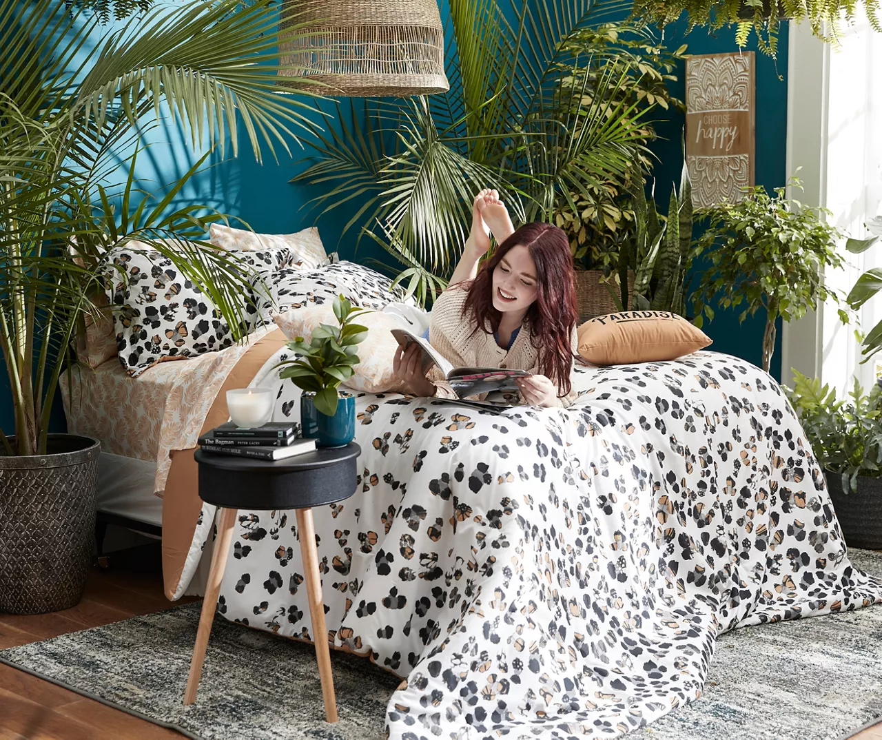 Black End Table With Bluetooth Speaker & USB Port 8 Black End Table With Bluetooth Speaker & USB Port - Image 6